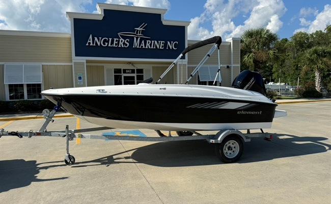 2027 Bayliner E16 Black/White